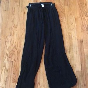 Small Becca coverup pants fit like medium